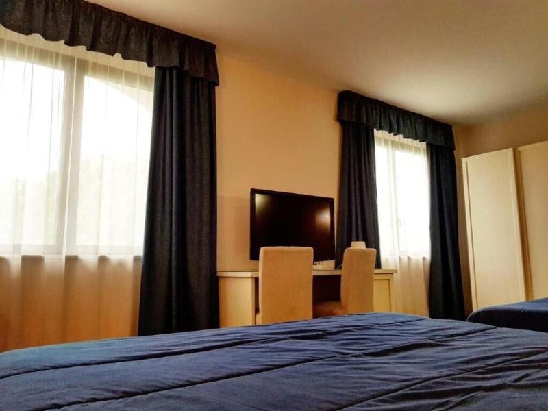 Amg Hotel Grifo Montepulciano Stazione Esterno foto